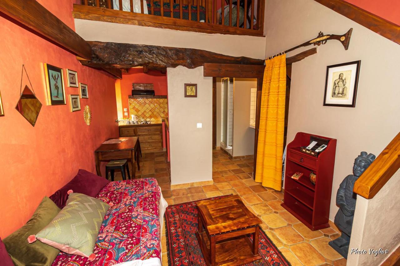 Domaine De La Juranvillerie, Gite Et Chambres D'Hotes Rigny-Ussé Exteriör bild
